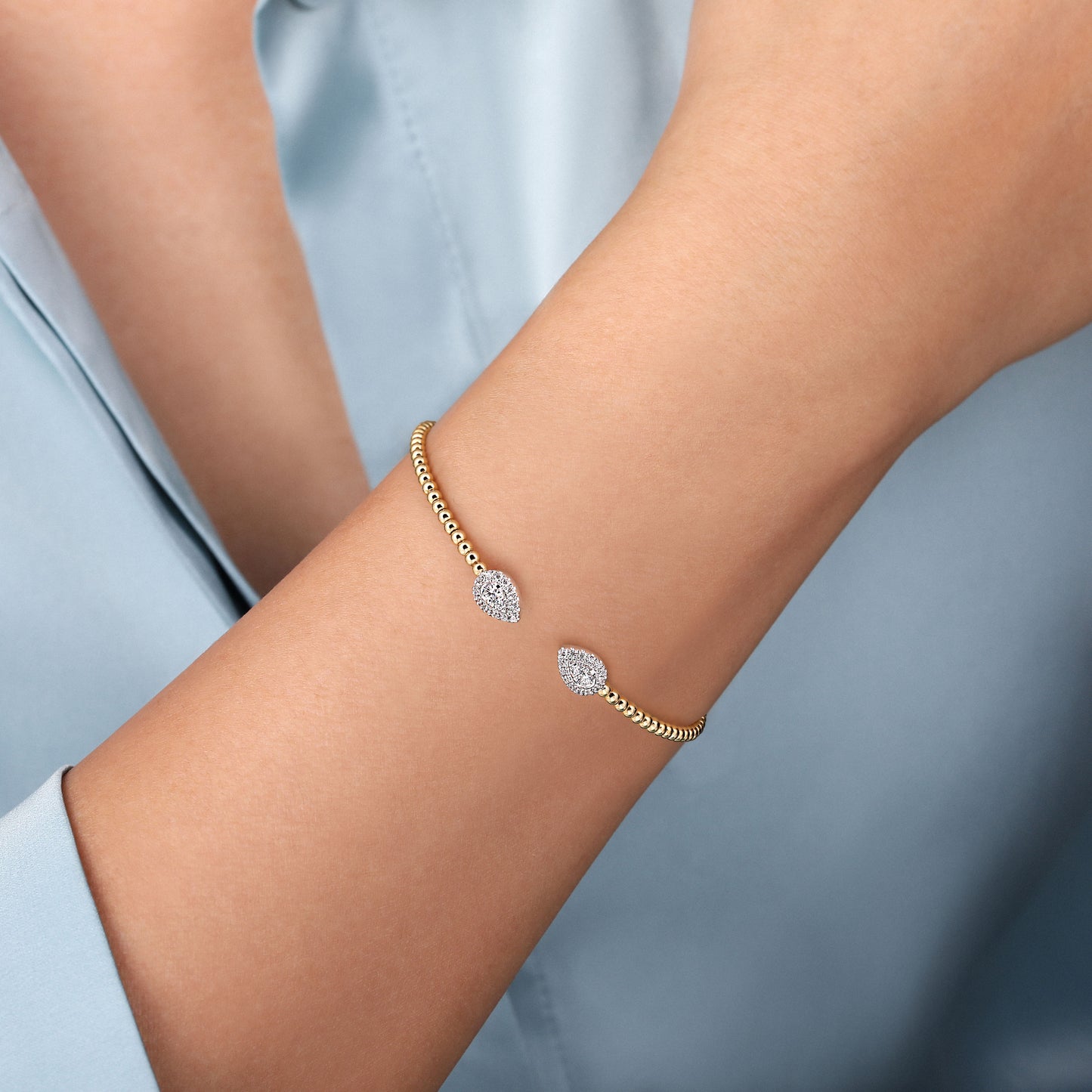14K Yellow & White Gold Diamond Pear Shape Bujukan Open Bangle Bracelet