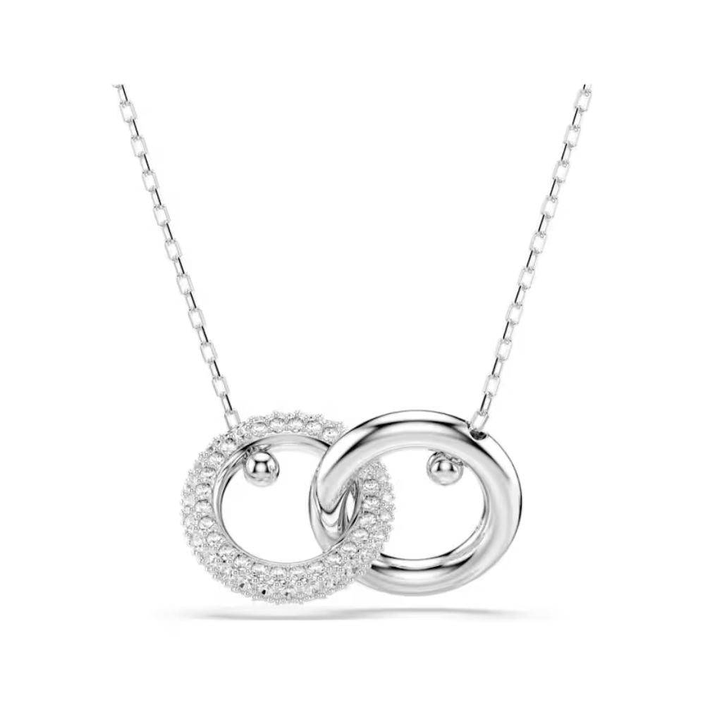 Dextra Linked Circle Pendant