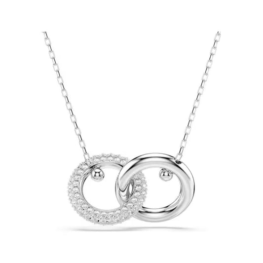 Dextra Linked Circle Pendant