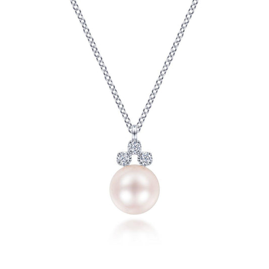 Pearl And Diamond Necklace