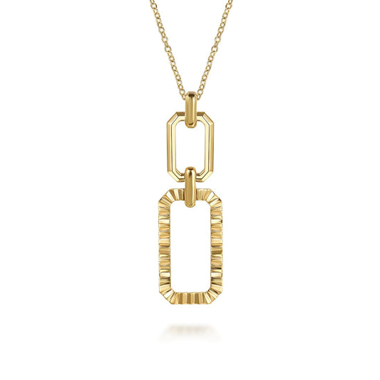 14K Yellow Gold Plain Diamond Cut Link Pendant Necklace
