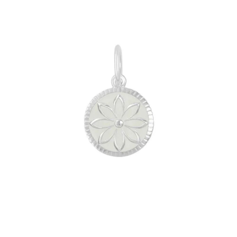 LOLA 19mm Daisy Pendant