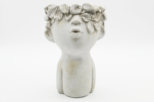 Medium Kissing Planter