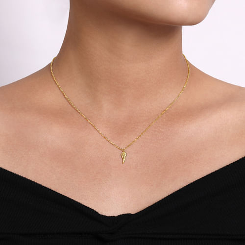 Gold Angel Wings Pendant Necklace