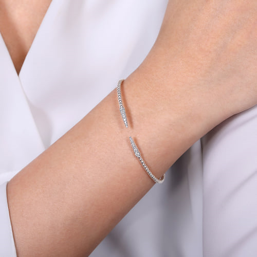 White Gold Bujukan Diamond Spikes Split Bangle