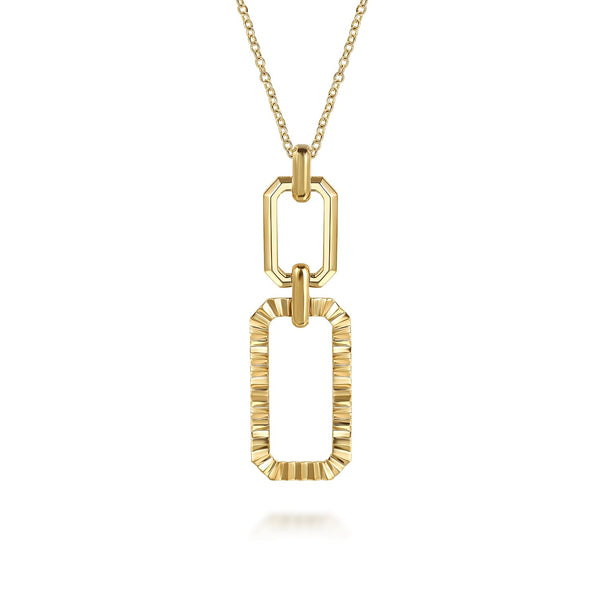 14K Yellow Gold Plain Diamond Cut Link Pendant Necklace