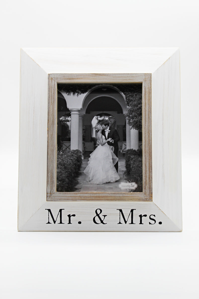 MUD PIE MR & MRS WOOD FRAME 8